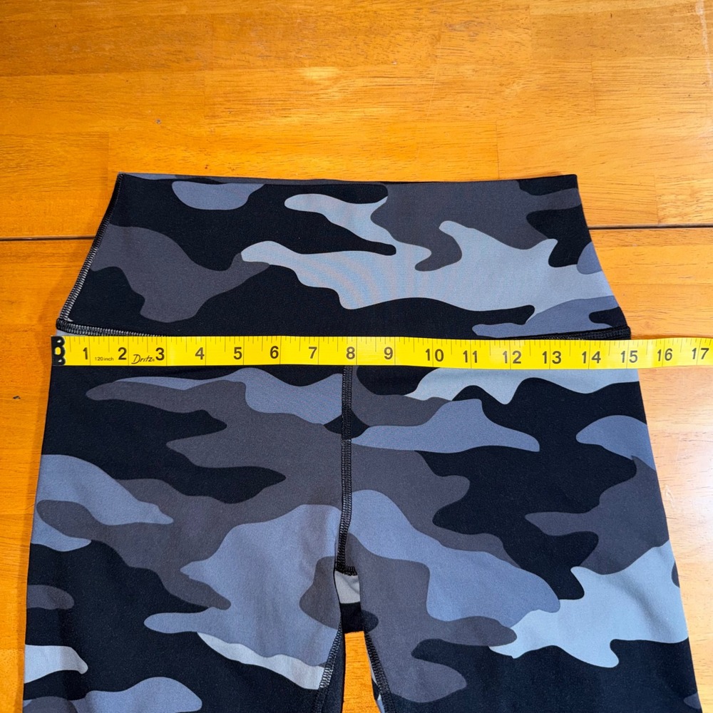 PINK Victoria's Secret Camo Leggings Ultimate High Waist Grey Black Womens M - Picture 6 of 8